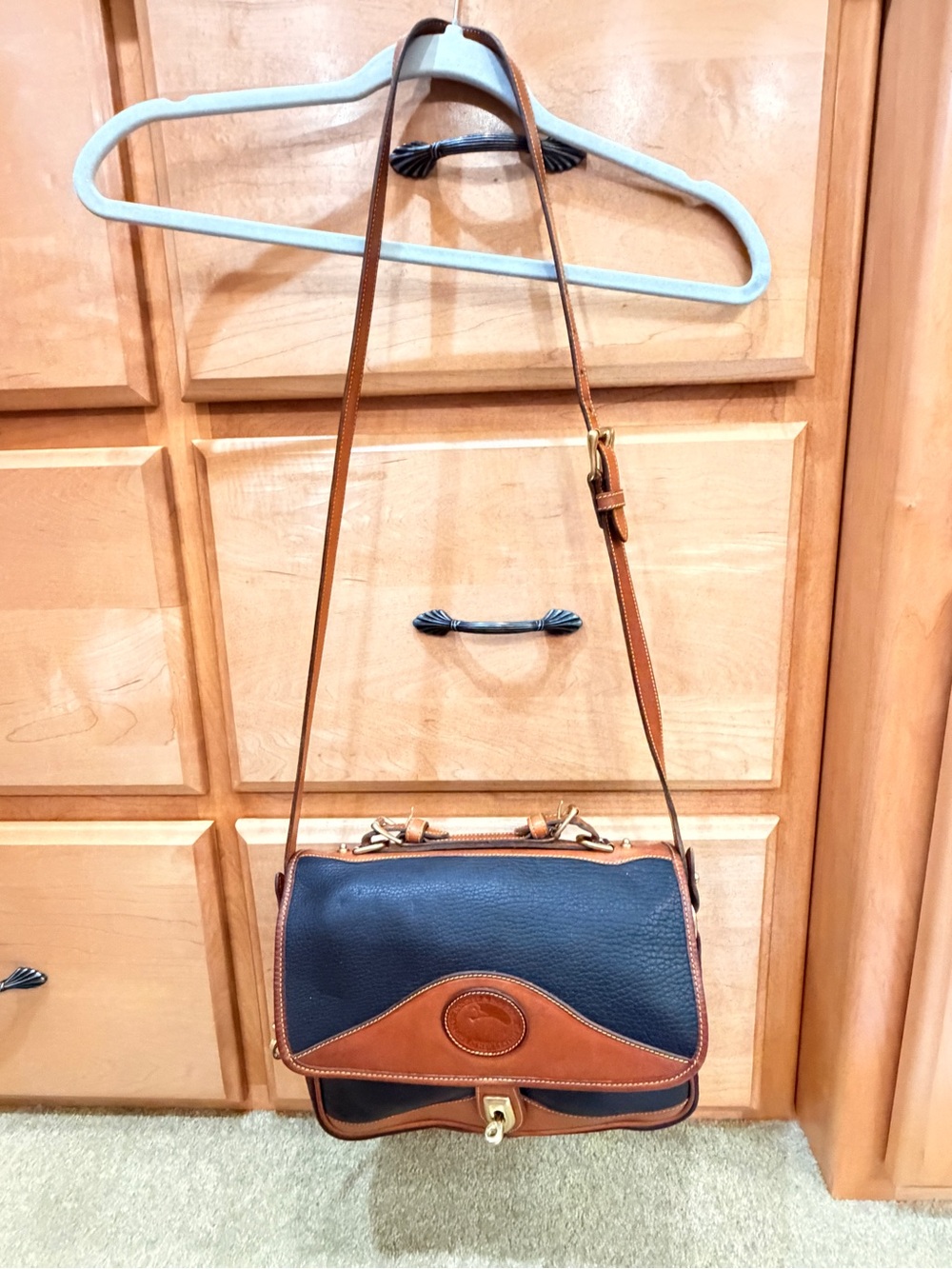 Dooney & Bourke Vintage messenger